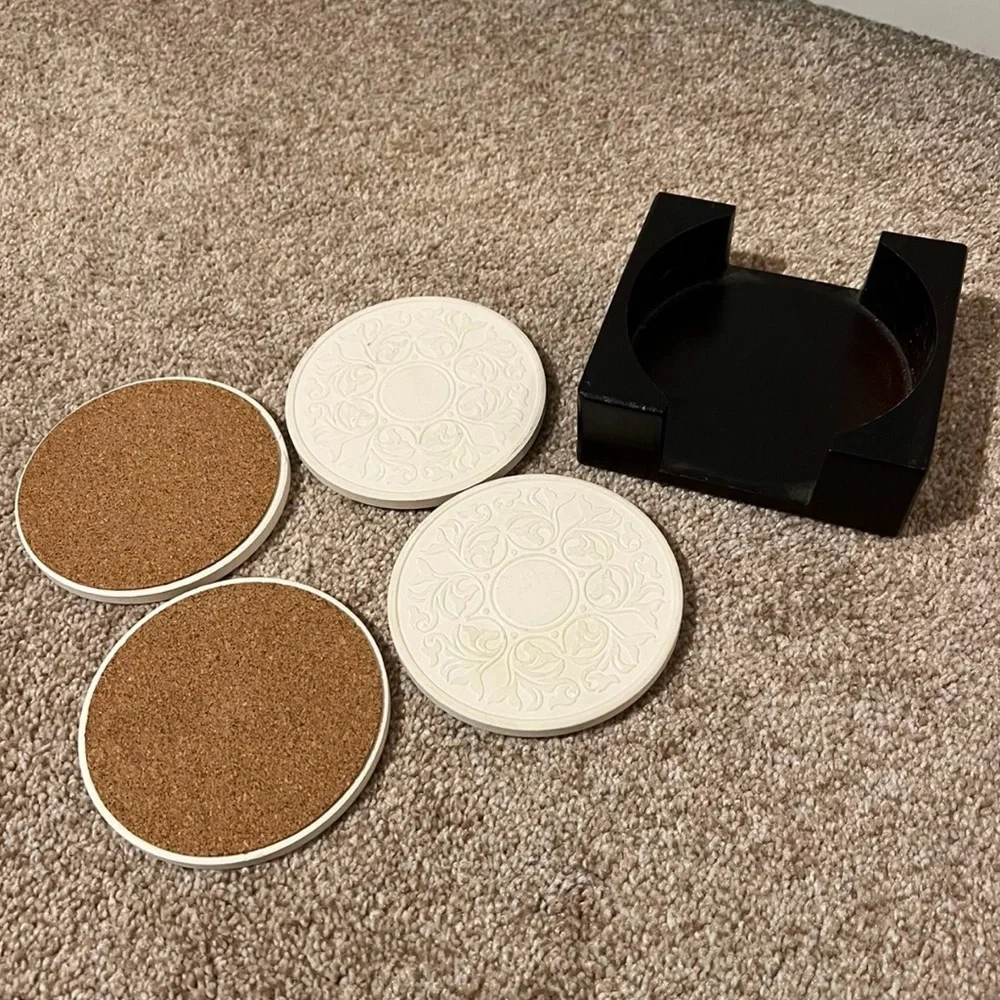 Cream 4 Piece Ceramic Coaster Set And Wood Base